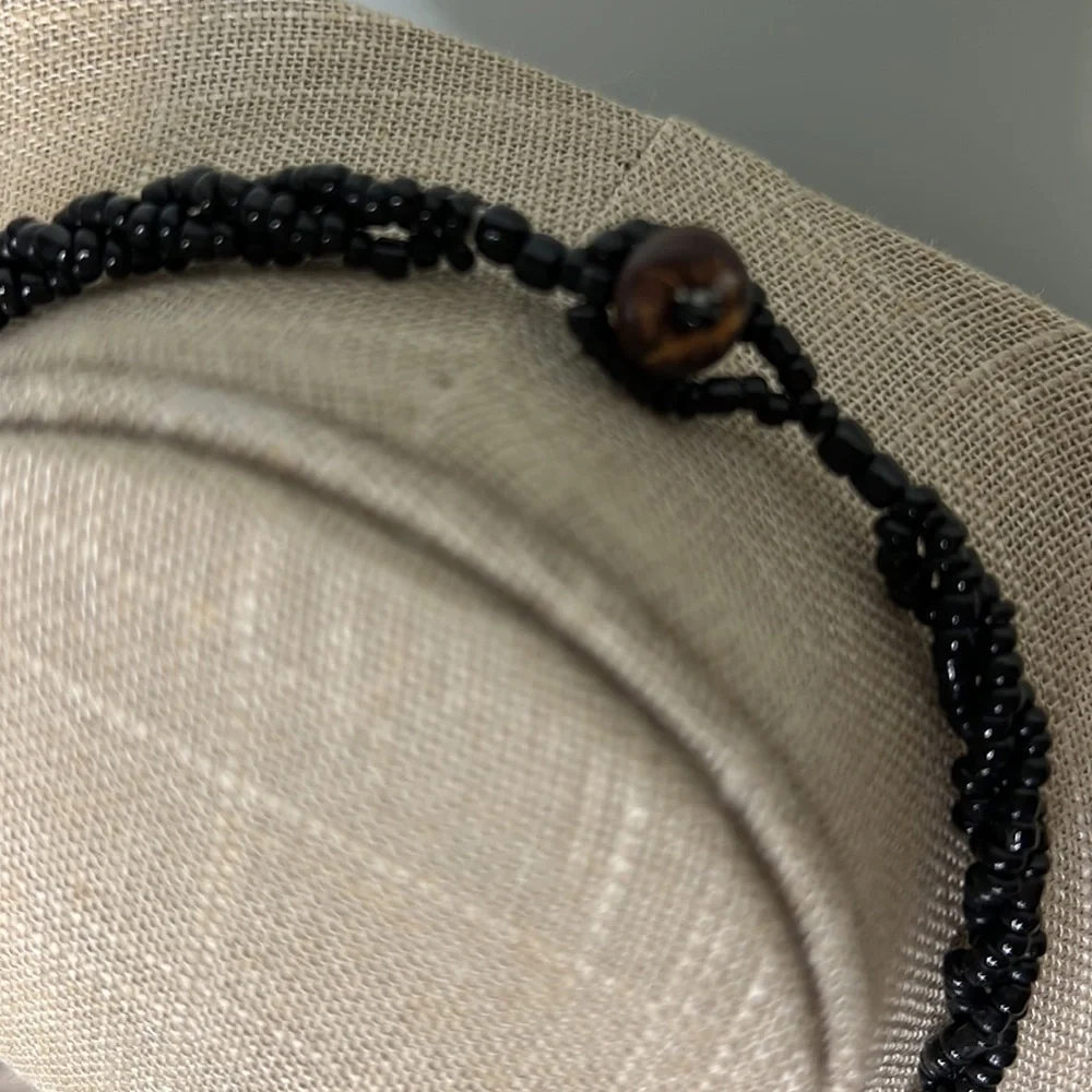 ✨HOST PICK✨ Women’s beaded Necklace